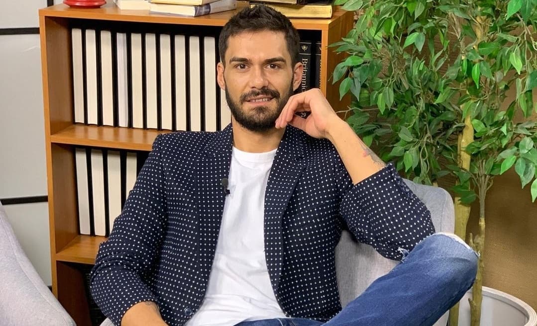 Imagine Stire George Burcea a împărțit lumea în două! Cine sare în apărarea actorului? ”Reacția lui mi se pare foarte firească” | 2review.ro