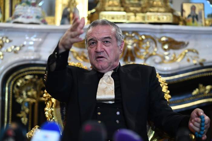 Imagine Stire Gigi Becali, implicat într-un accident rutier. Maybach-ul de 220.000 de euro s-a tamponat cu un Logan | 2review.ro