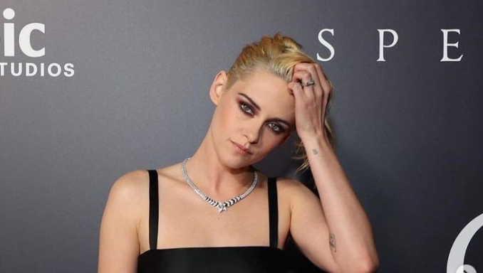 Imagine Stire Kristen Stewart, celebra Bella din ”Twilight”, s-a logodit cu partenera sa de viață | 2review.ro