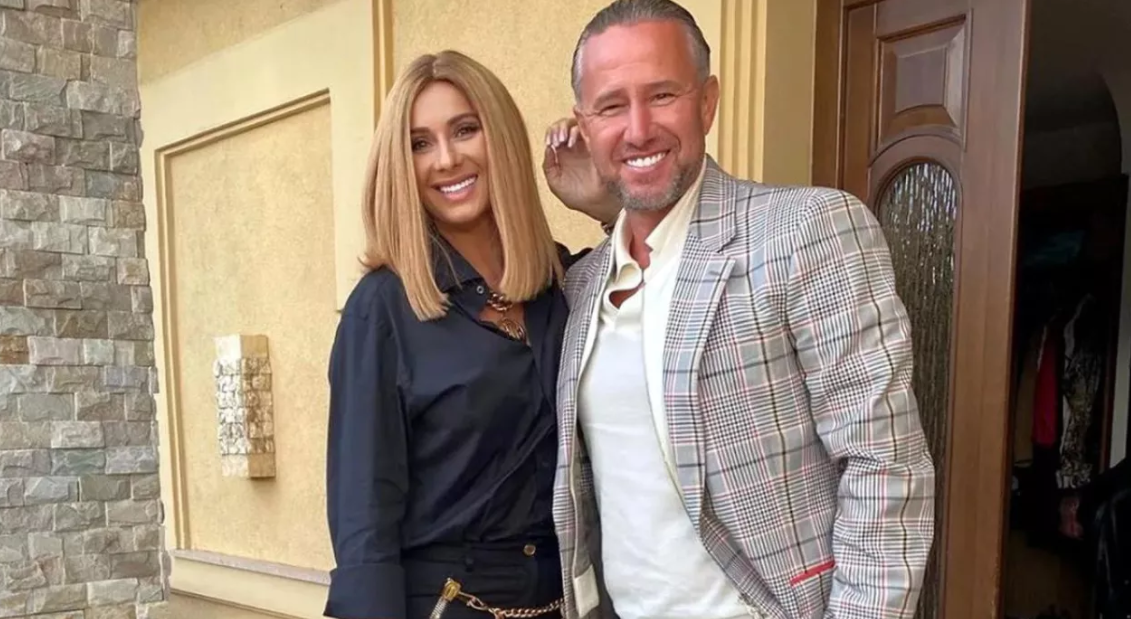 Imagine Stire Divorțul dintre Anamaria Prodan și Laurențiu Reghecampf, dezbătut de presa italiană! Ce declarații a făcut impresara. „O situație rușinoasă…” | 2review.ro