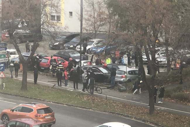 Accident grav în Timișoara! Doi bătrâni au fost spulberați de pe trecerea de pietoni