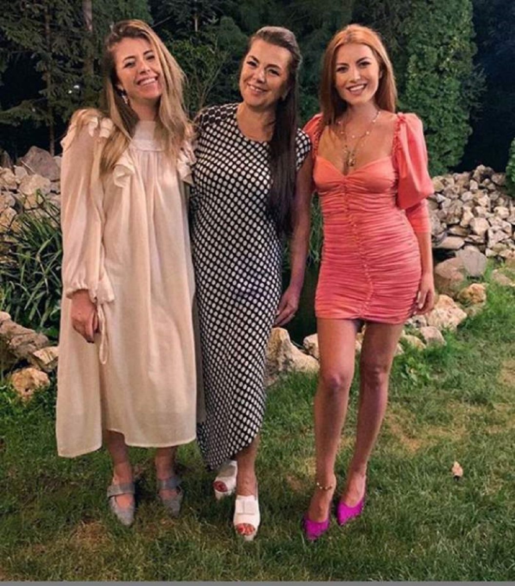 Imagine Stire Ana Pîrvulescu și Elena Gheorghe, doliu în pragul sărbătorilor „Singura cale sa te reîntâlnesc e sa ma fac un om mai bun și credincios!” | 2review.ro