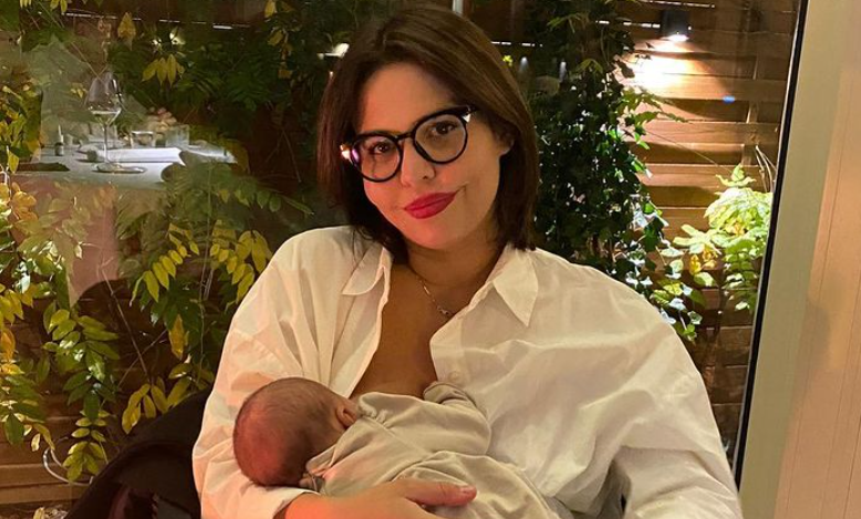 Imagine Stire Andreea Popescu, fosta dansatoare a Deliei, și-a botezat fetița. Vedeta a fost în culmea fericirii | 2review.ro