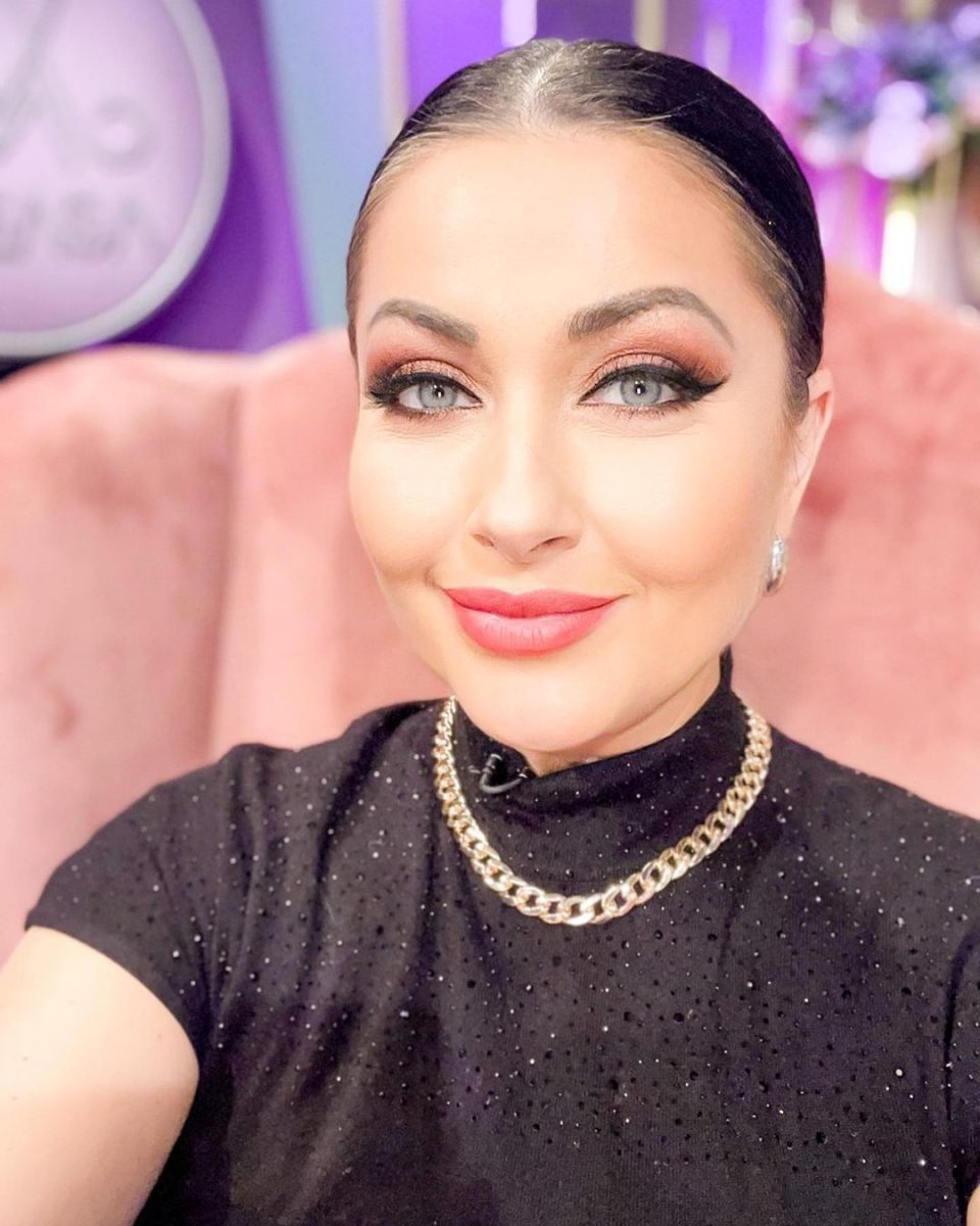 Imagine Stire Gabriela Cristea, schimbare importantă de look: ”Eu, cea nouă” | 2review.ro