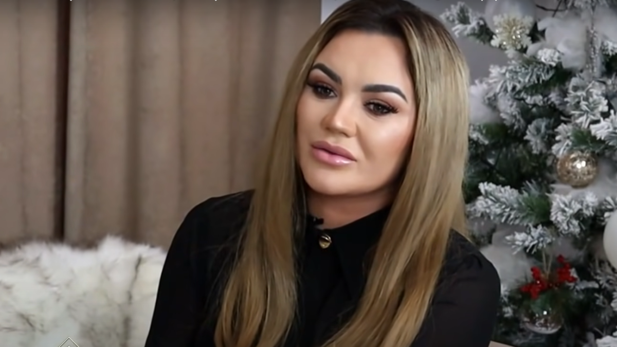 Imagine Stire Carmen de la Sălciua, dezvăluiri dureroase despre tatăl său. Bărbatul a făcut închisoare | 2review.ro