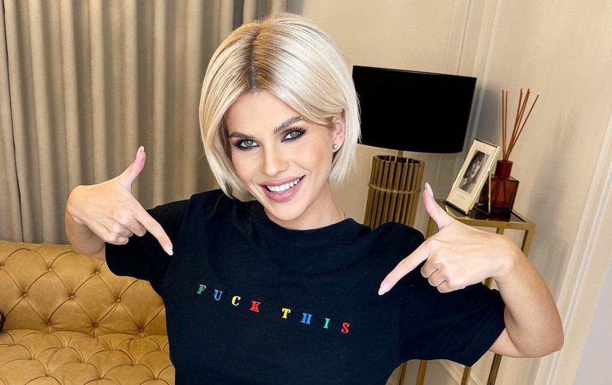 Imagine Stire Cristina Vasiu s-a despărțit de iubit în prag de Sărbători?! | 2review.ro