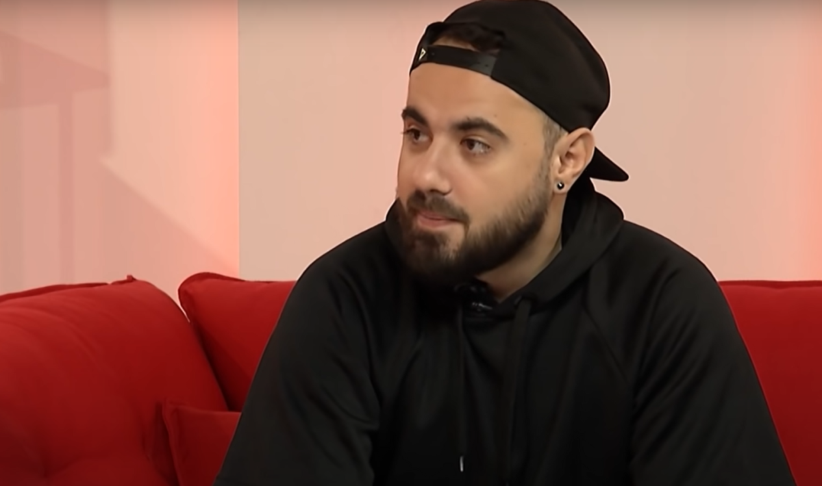 Imagine Stire Decizia drastică pe care a luat-o Emi de la Noaptea Târziu! Ce l-a nemulțumit pe artist: „Sunt oripilat” | 2review.ro