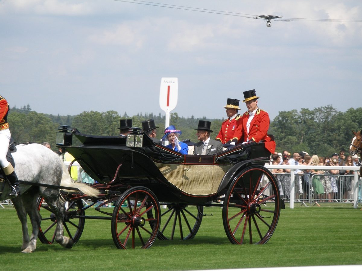 Imagine Stire S-a aflat! Bărbatul arestat în iarnă, lângă Castelul Windsor, a încercat să o omoare pe Regina Elisabeta a II-a | 2review.ro
