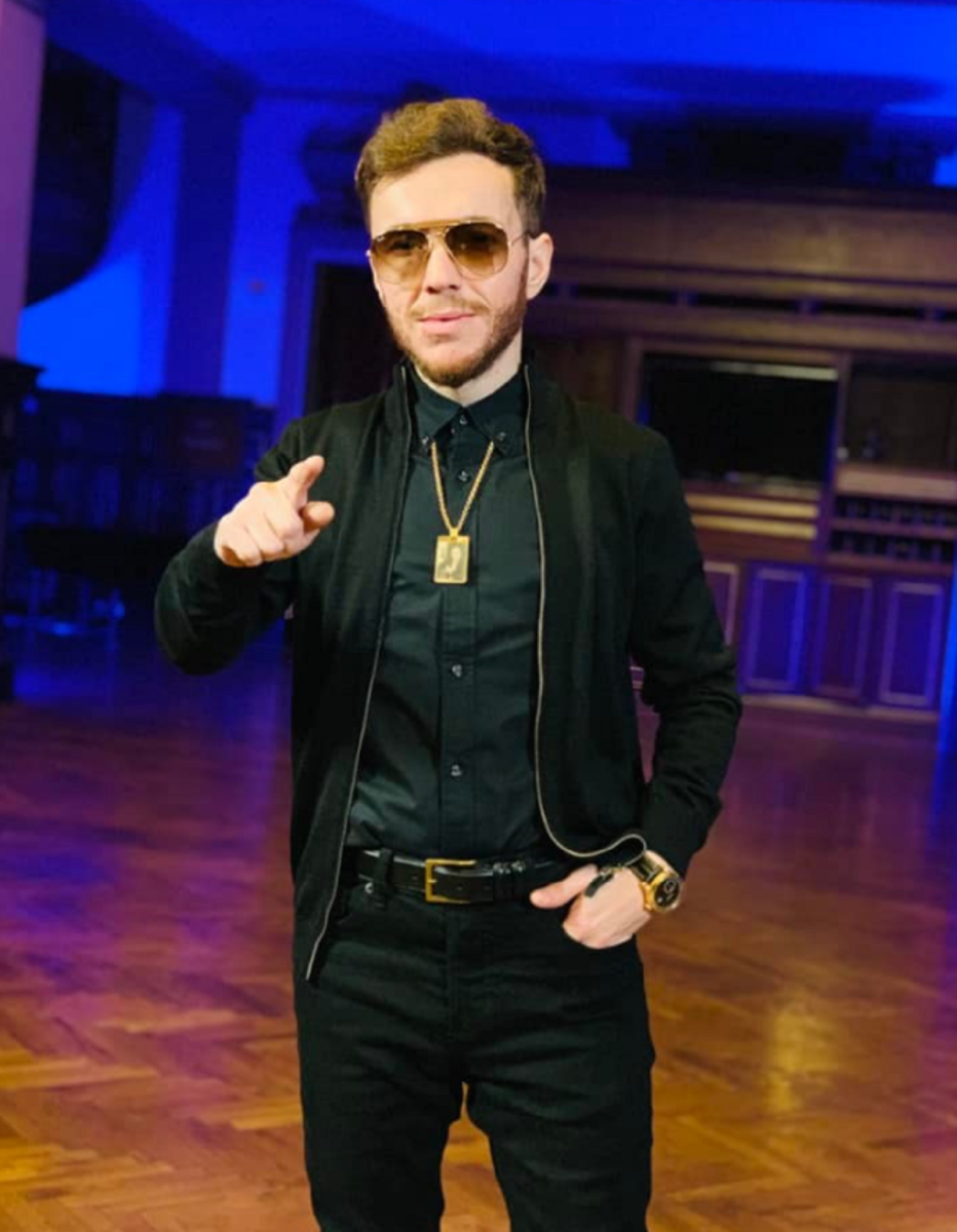 Imagine Stire Ți se rupe sufletul! Ce poartă la el zilnic Florin Cercel, după moartea tatălui său, Petrică | 2review.ro