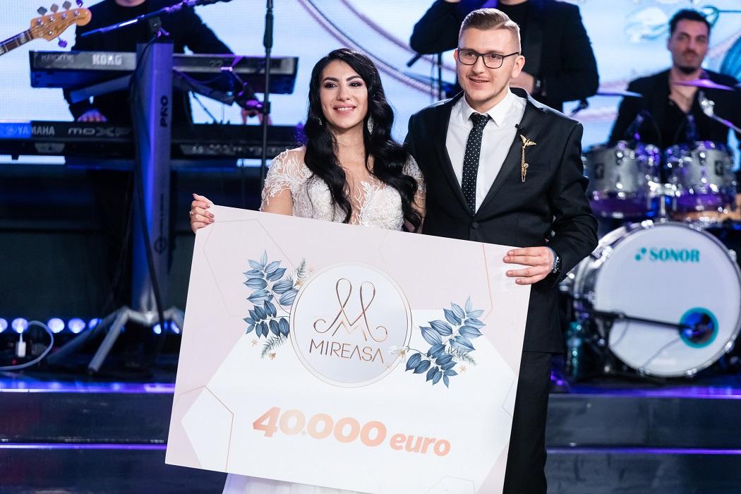 Imagine Stire Ella și Petrică sunt câștigătorii celui de-al patrulea sezon ”Mireasa”. Ce vor face cu premiul în valoare de 40.000 de euro | 2review.ro