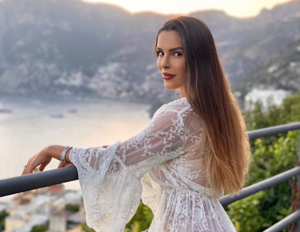 Imagine Stire Ce spune Denisa Nechifor despre relaţia cu fiica sa: „Nu îi dau foarte multă libertate pentru că trăim alte vremuri” | 2review.ro
