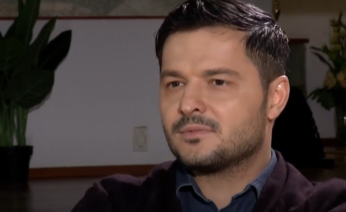 Au rămas mască! Liviu Vârciu și-a dat pantalonii jos, în emisiunea de la Antena 1. A început să țipe la Nea Marin: ”Trebuie să se sesizeze psihologii României”