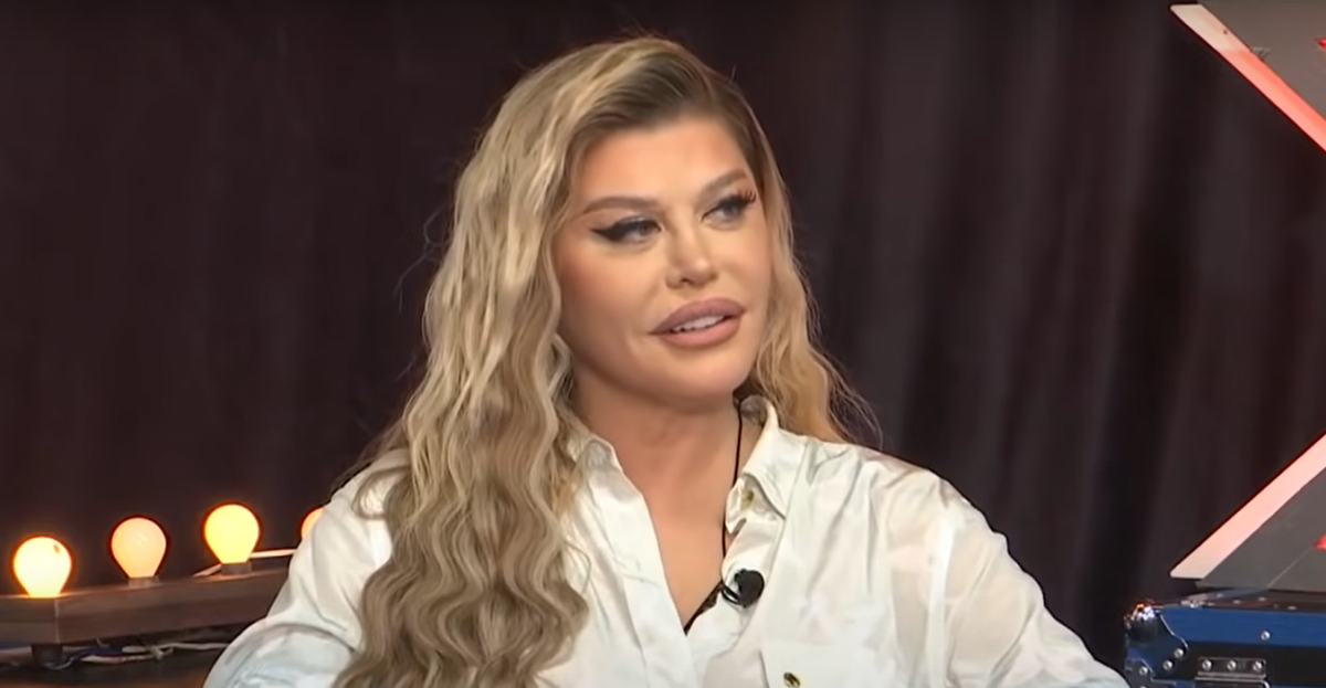 Imagine Stire Ce reacție a avut tatăl Loredanei Groza când a văzut că artista a lansat piese alături de maneliști | 2review.ro