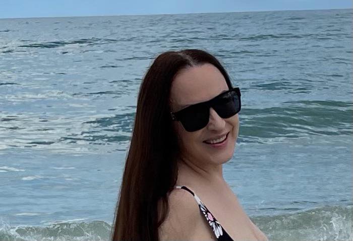 Imagine Stire  Maria Dragomiroiu, mesaj pentru Cătălin Botezatu, după ce designerul i-a comentat pozele în costum de baie: „Nu îl cunosc personal” | 2review.ro