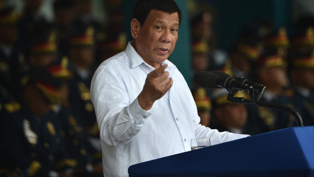 Situație critică! Președintele din Filipine a dispus arestarea nevaccinaților care ies din case