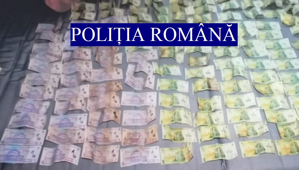 Incredibil! Șase persoane sunt acuzate pentru profanare de morminte. Furau banii morților