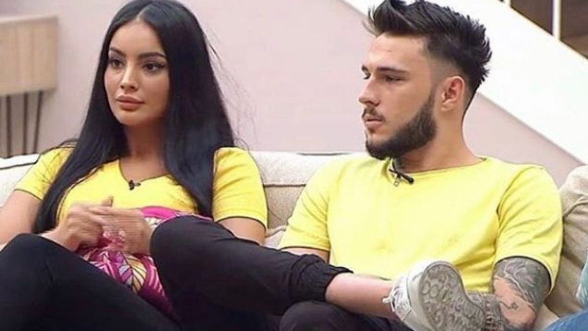 Imagine Stire Simina Loica si Alex Zanoagă s-au despărțit? Fosta concurentă de la ”Puterea Dragostei” a spus adevărul, cu ochii în lacrimi | 2review.ro