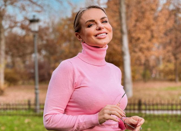 Imagine Stire Jojo vrea să apeleze la o nouă intervenţie estetică. Ce schimbare îşi doreşte actriţa | 2review.ro