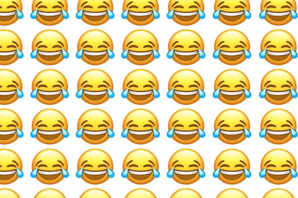 Imagine Stire Banc | O tipă la dentist. Sună telefonul ei | 2review.ro