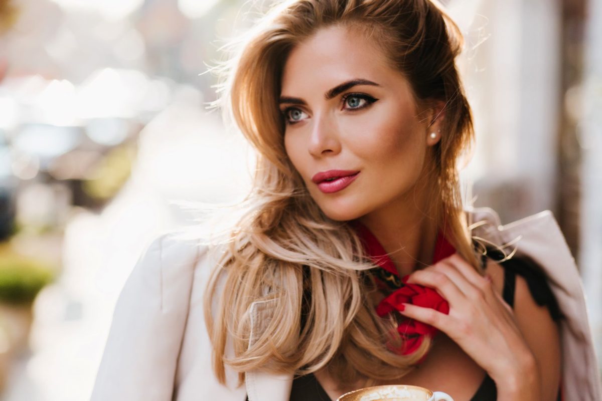 Cum să arăți perfect în fiecare zi: bucură-te de un aspect natural, în 5 pași simpli