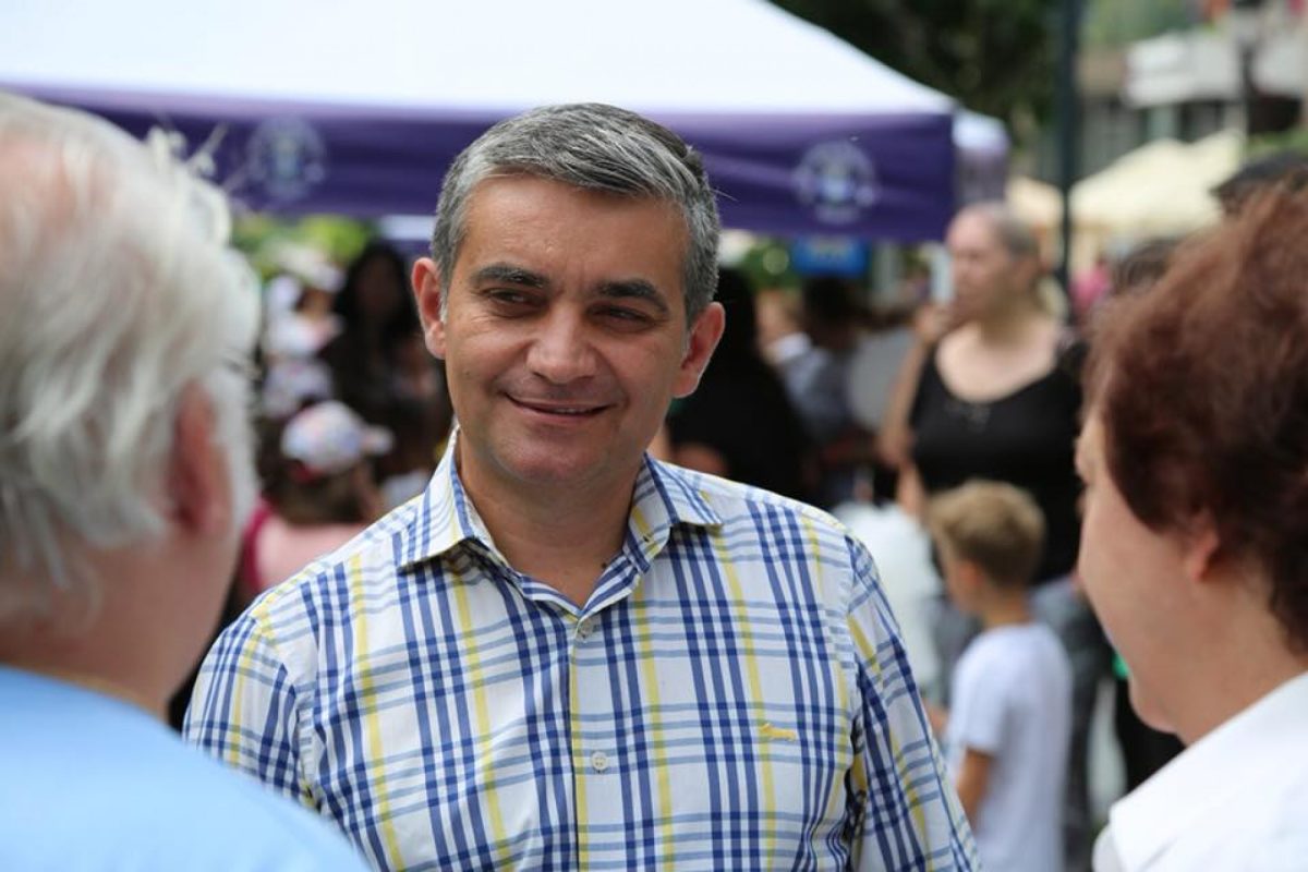 Vlad Oprea, primarul orașului Sinaia, s-a infectat cu varianta Omicron