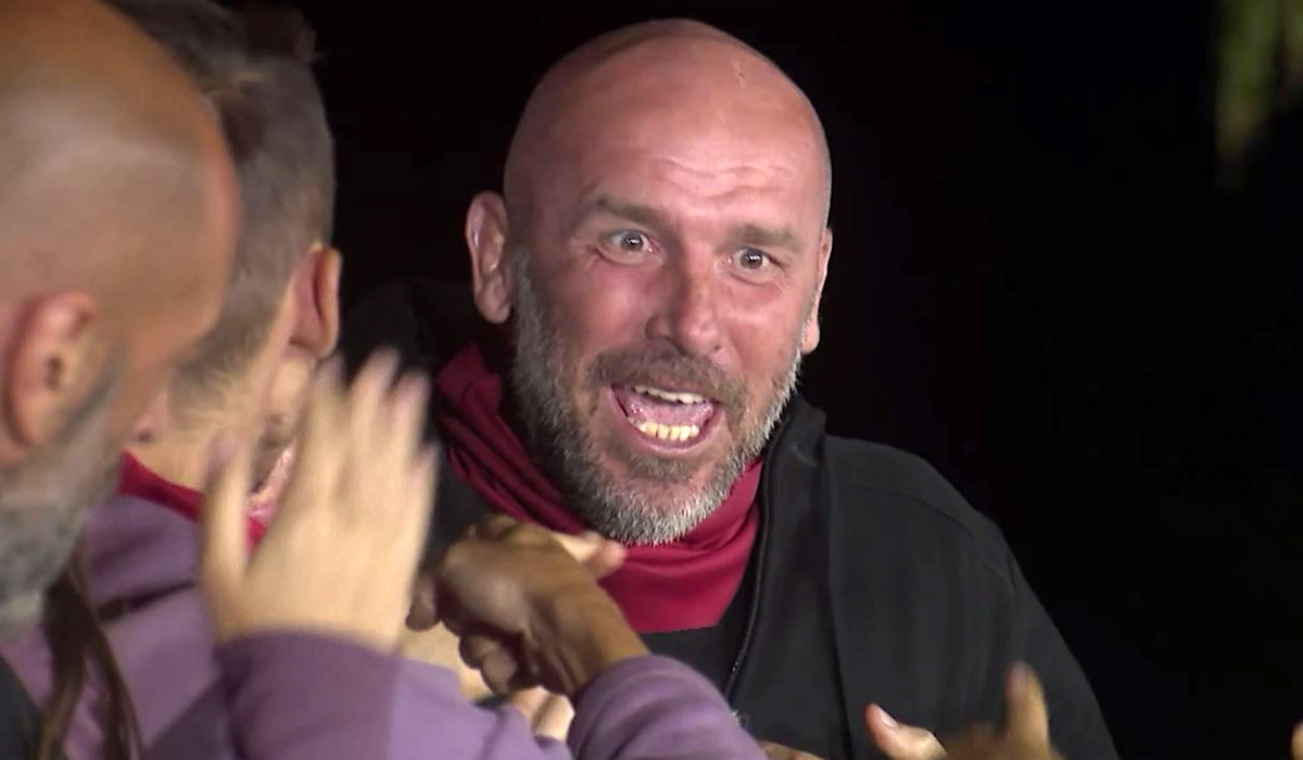 Imagine Stire Cătălin Zmărăndescu, descalificat de la Survivor?! Cu ce a fost prins in bagaj | 2review.ro