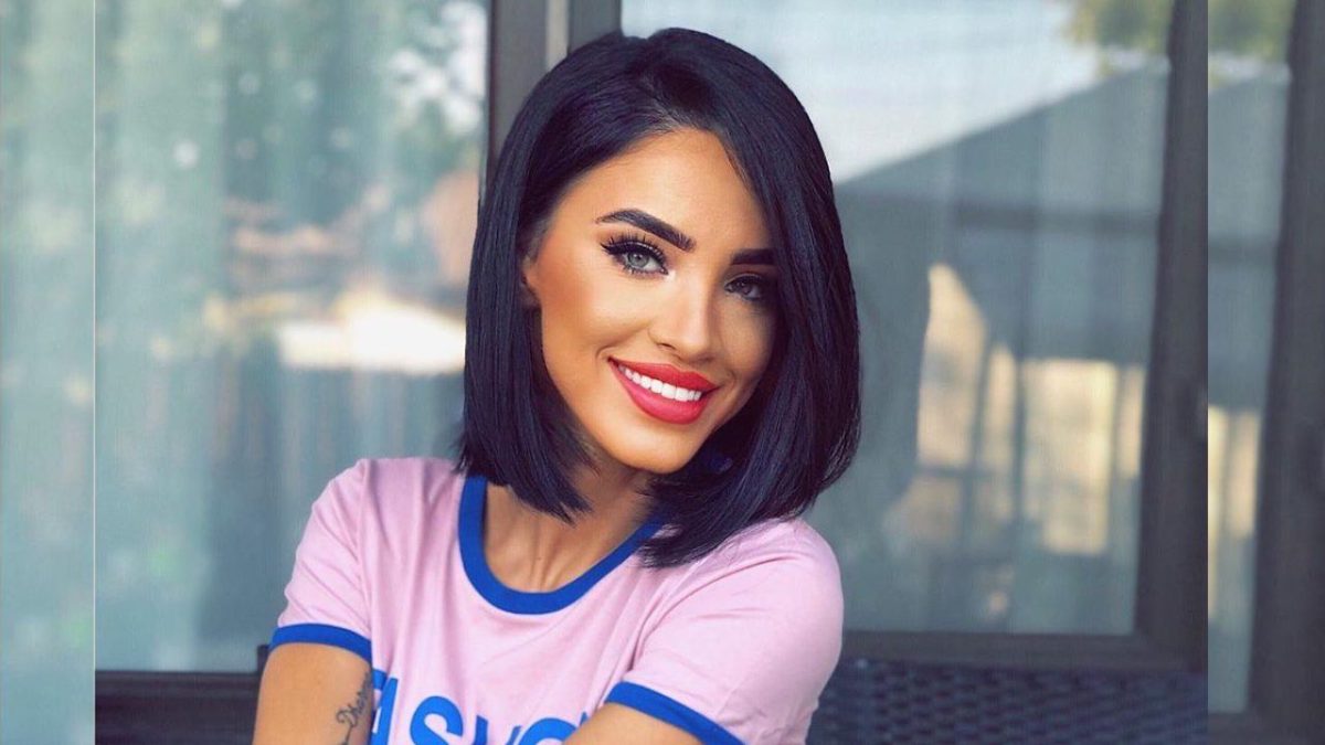 Imagine Stire Regretă sau nu Adelina Pestrițu operațiile estetice și ipostazele nud?! Vedeta a dat cărțile pe față: ”Îmi cunosc foarte bine greșelile” | 2review.ro