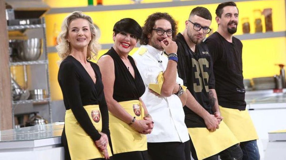 Imagine Stire Probleme în dragoste pentru fosta concurentă de la Asia Express (Antena 1). Vedeta a decis să pună punct relației, din cauza geloziei | 2review.ro