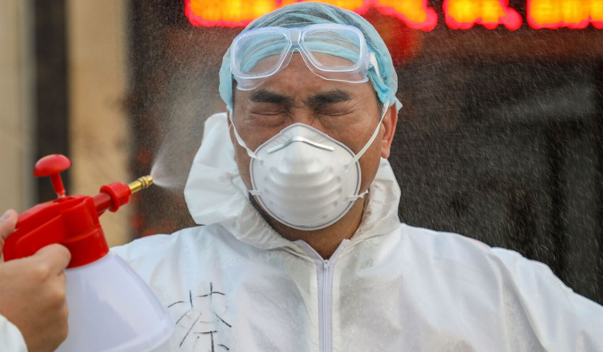 Imagine Stire BANC | Un medic chinez și-a deschis clinică privată în SUA | 2review.ro