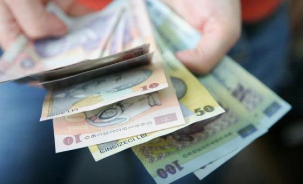 Anunț pentru români! Se dau bani în plus la salariu. Venitul va fi majorat cu 16%