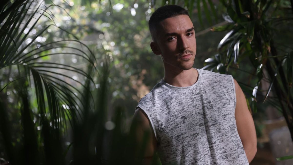 Imagine Stire Emil Rengle s-a „dat pe faţă”! Ce avansuri i-a făcut lui Alex Delea: „Simpaticule, vreau să ne unim” | 2review.ro