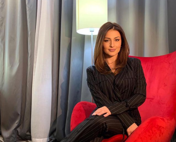 Imagine Stire Elena Marin a fost înşelată! Fosta concurentă de la Survivor România, dezvăluiri despre momentul în care a aflat | 2review.ro
