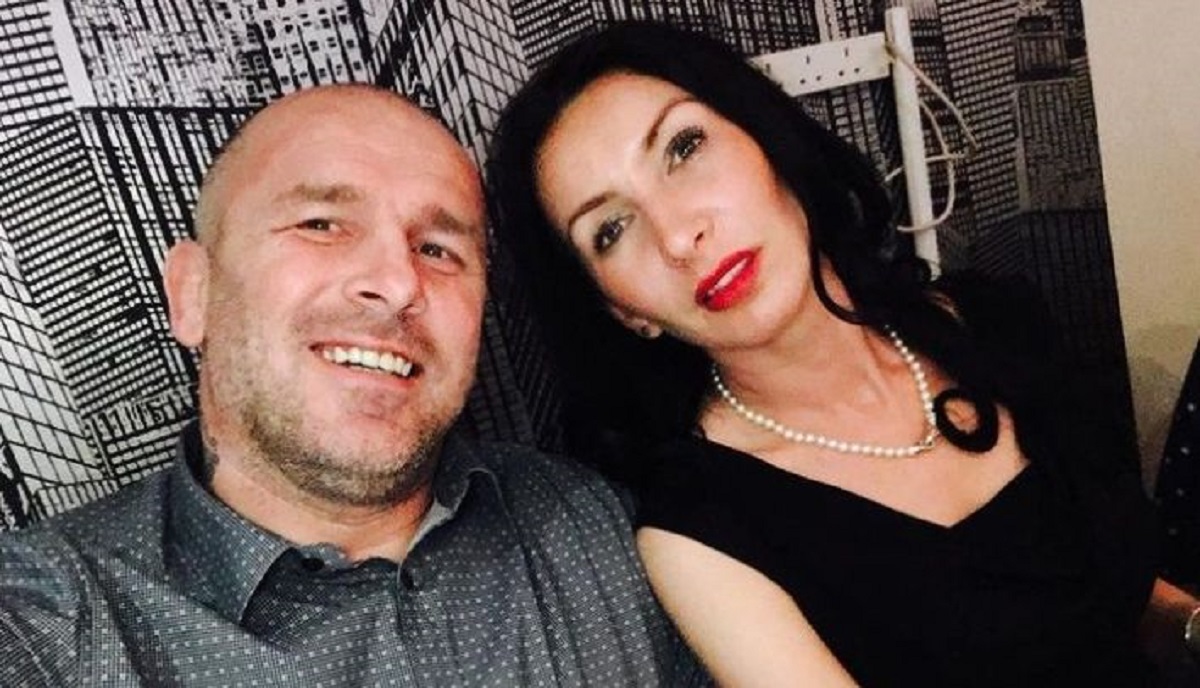 Imagine Stire Soția lui Cătălin Zmărăndescu o face praf pe Laura Giurcanu: ”O femeie care vrea să fie respectată trebuie să ofere ea respect” | 2review.ro