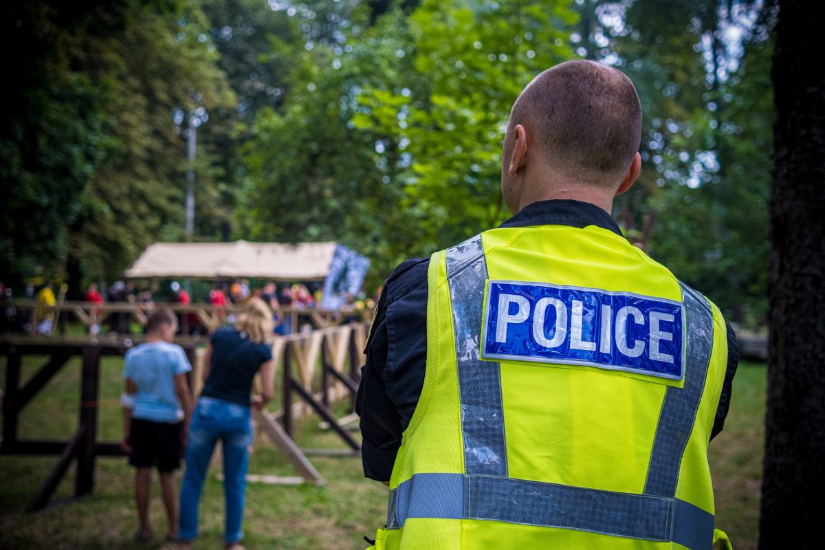 Drama unui român din Spania! A fost legat, bătut și jefuit de o femeie pe care a cunoscut-o pe internet