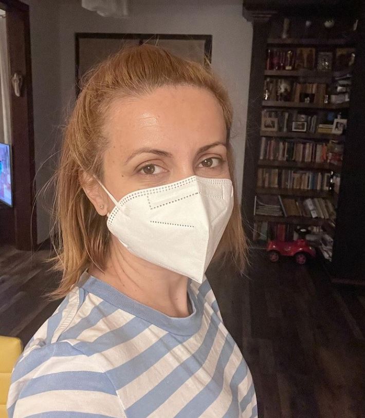 Imagine Stire Simona Gherghe s-a infectat cu COVID. “A ajuns virusul și la mine. Aveți grijă de voi!” | 2review.ro