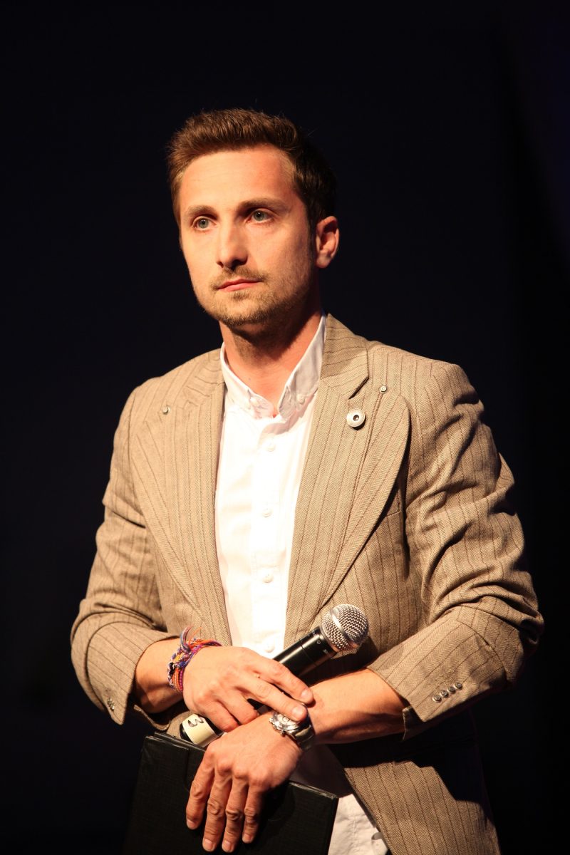 Imagine Stire Dani Oţil, out de la Neatza cu Răzvan şi Dani? Cine a apărut în locul lui, la Antena 1 | 2review.ro