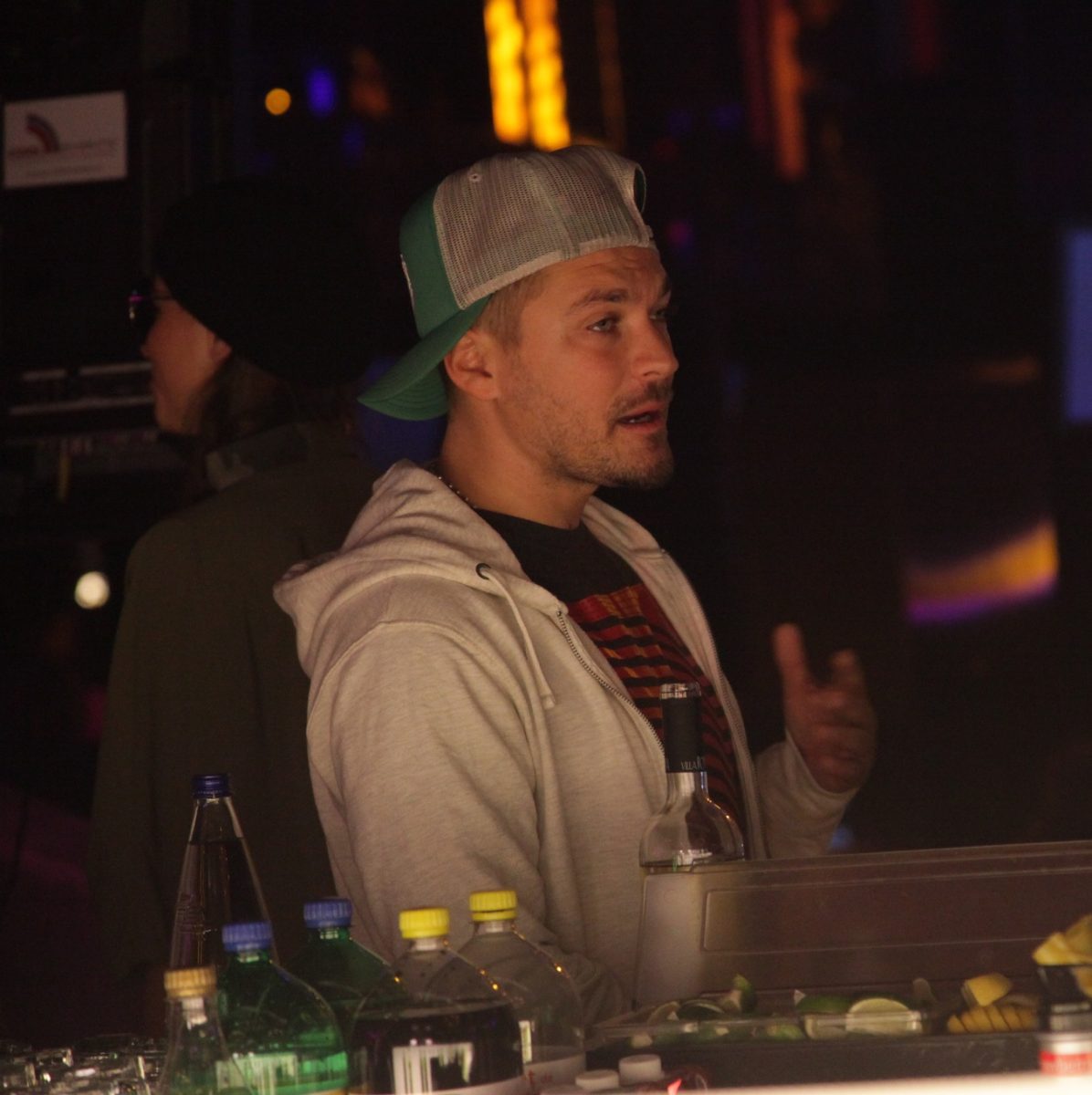 Imagine Stire Cum se luptă Puya cu „dependențele” sale. Ce îl motivează pe rapper să tragă tare la sală | 2review.ro