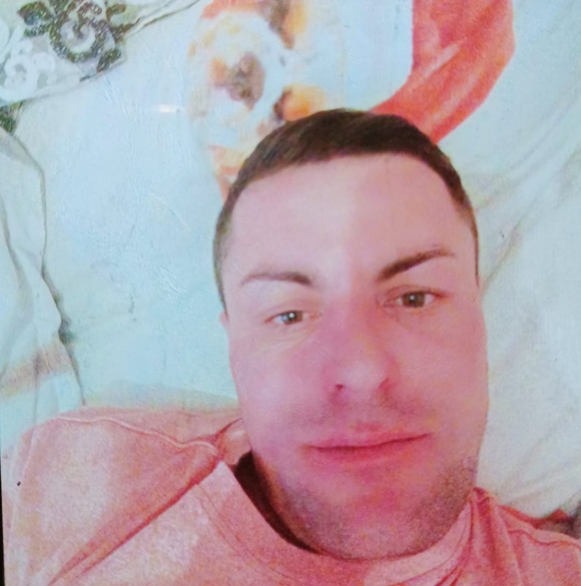 Căutări contracronometru! Un tânăr care ar fi amenințat că se sinucide și a dispărut, căutat cu elicopterul M.A.I. și câini de urmă