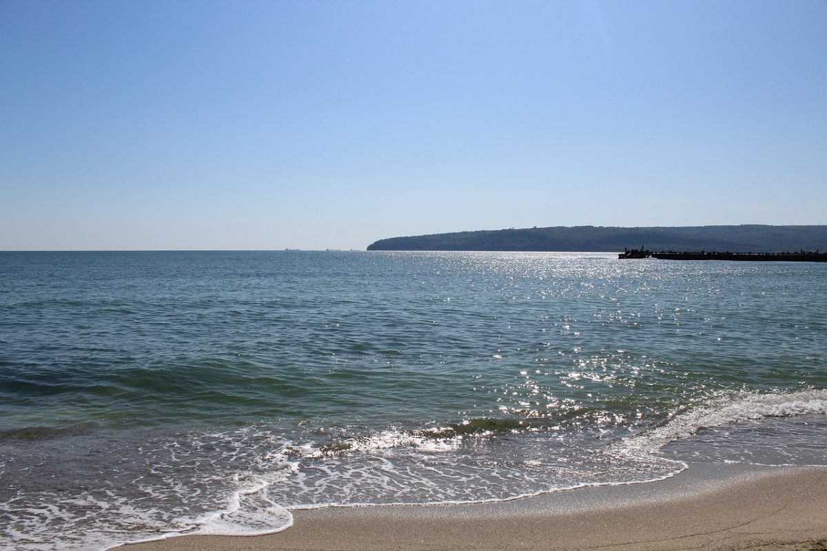 Imagine Stire MApN vine cu informații de ultimă oră. Ce se întâmplă cu minele care plutesc în Marea Neagră | 2review.ro