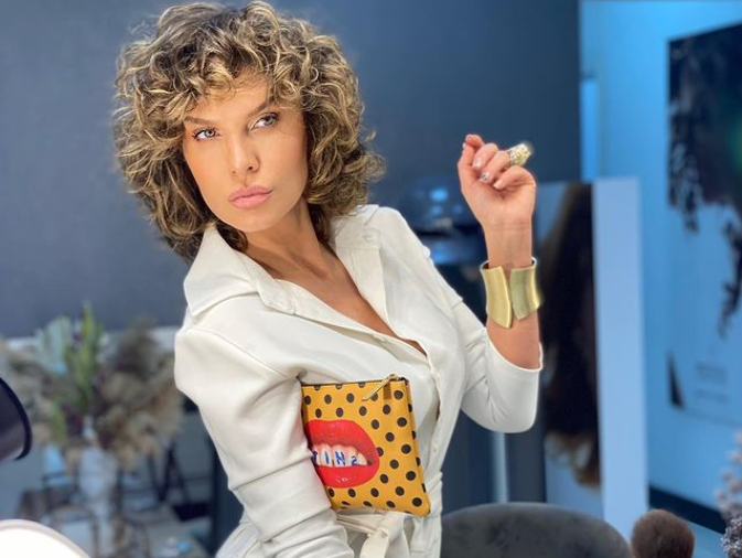 La ce vârstă și cu cine și-a pierdut inocența Anna Lesko! E un bărbat foarte cunoscut din lumea mondenă