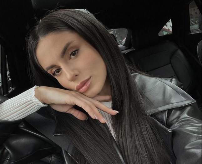 Imagine Stire Ioana Grama, despre traumele din copilărie. Cum o afectează în prezent: „A fost greu și deloc plăcut” | 2review.ro