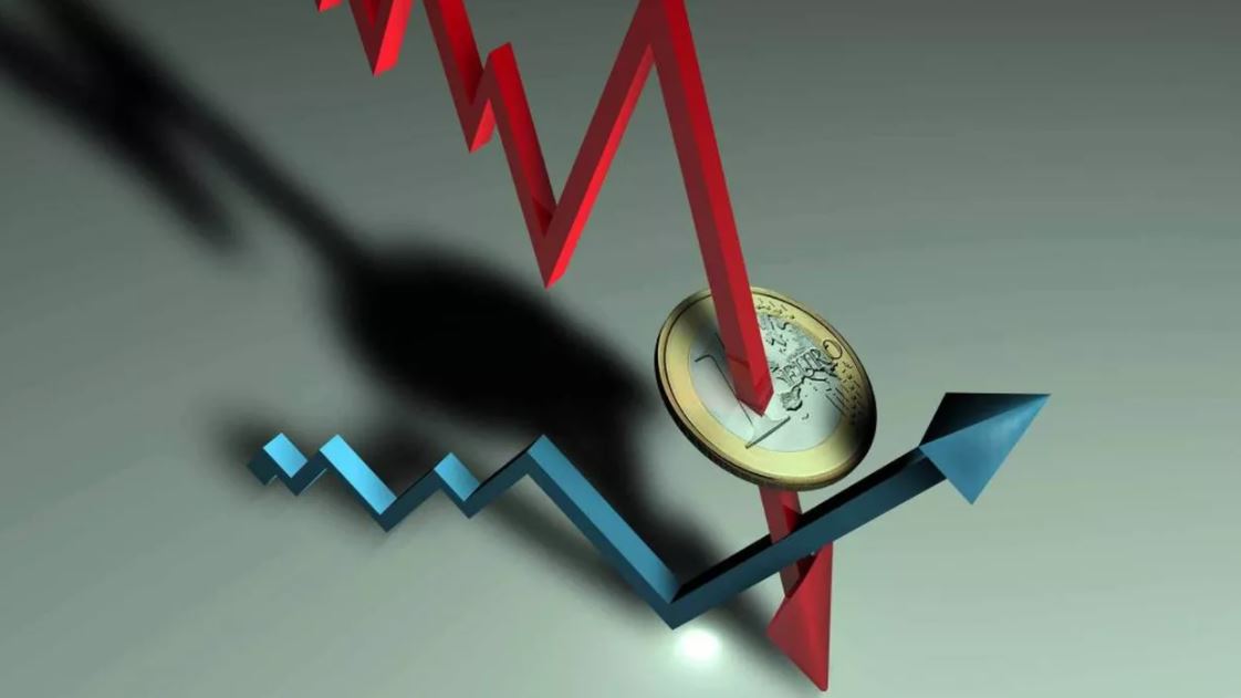 Românii cu credite au parte de o nouă lovitură! Ce se întâmplă cu ratele în funcție de IRCC