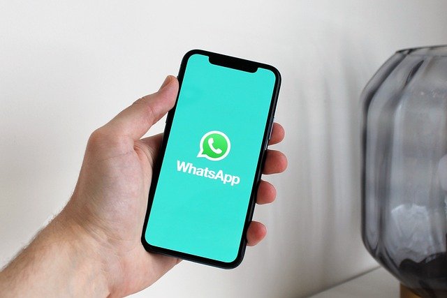 Atenție mare! O altă metodă de înșelătorie circulă pe Whatsapp. Ce scrie în mesaj