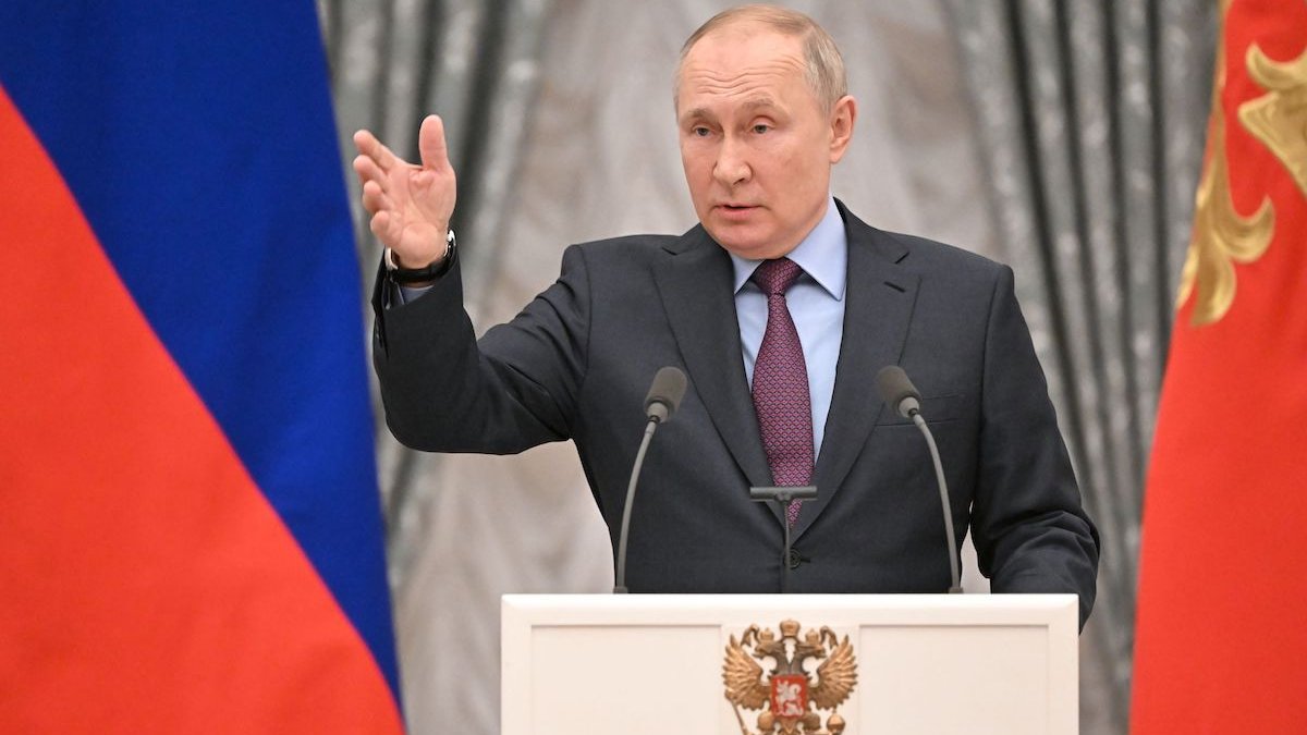 Imagine Stire Vladimir Putin a cedat! Gest bizar al preşedintelui Rusiei. Nici generalii săi nu l-au înţeles | 2review.ro