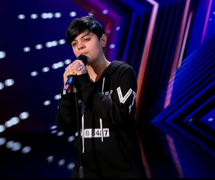 Imagine Stire Cel mai aplaudat Golden Buzz de la Românii au talent! Cine este Alexandra Croitoru, tânăra de 15 ani, care a făcut publicul să plângă | 2review.ro