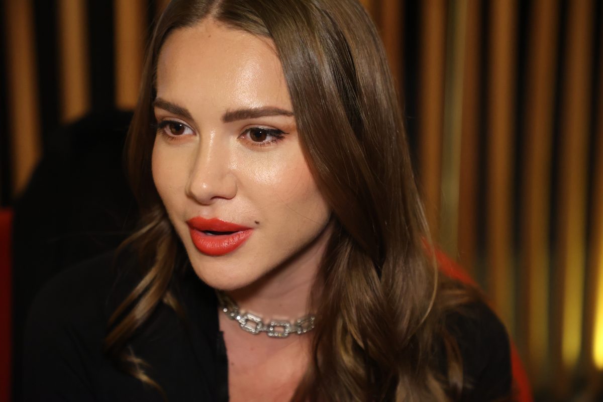 Imagine Stire Abia acum s-a aflat! Ce făcea Otilia Bilionera, pe ascuns, la Survivor România: ”Dacă mă vedeau colegii, mă împușcau” | 2review.ro