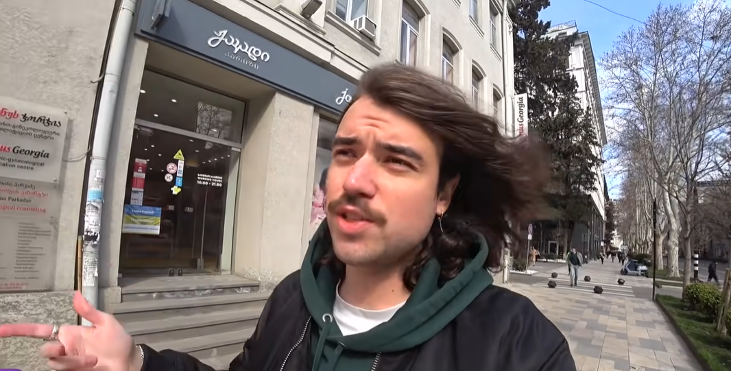 Prețurile au explodat în Rusia. Motivul incredibil pentru care influencerii își riscă viața