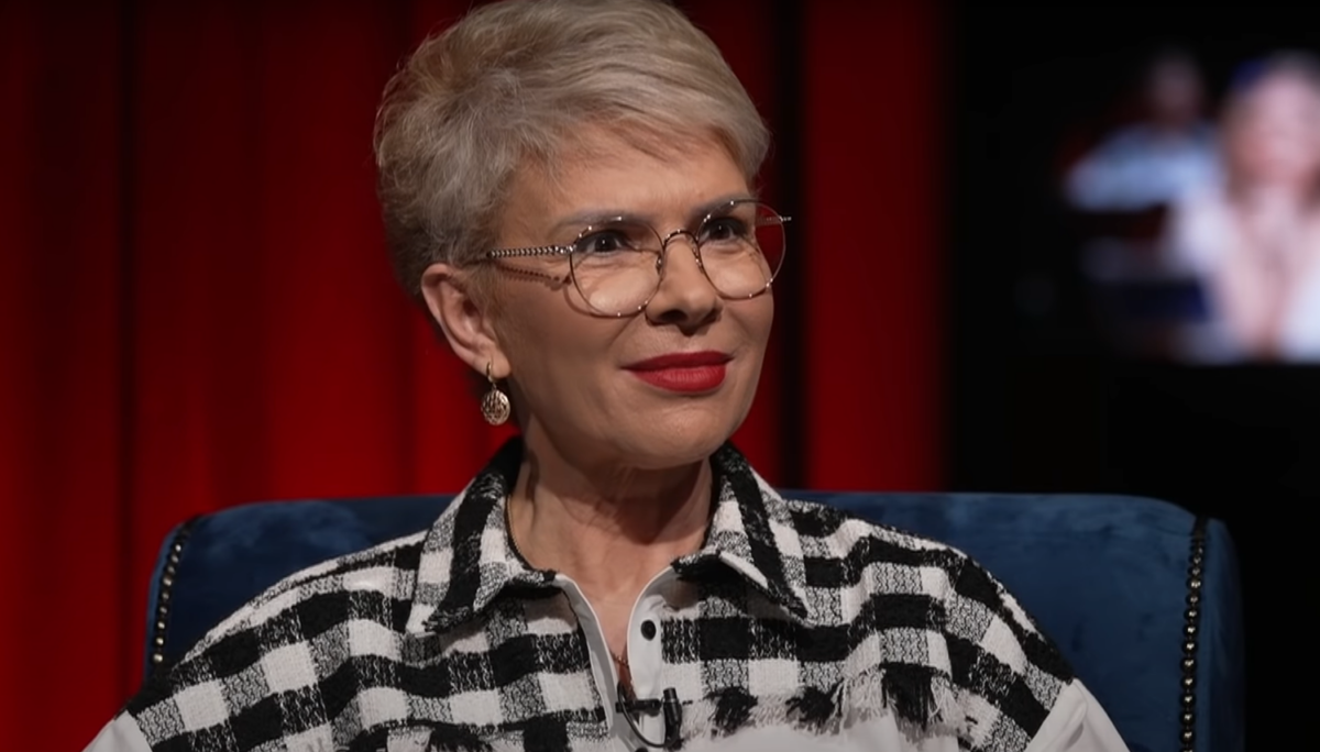 Imagine Stire Teo Trandafir, cerută în căsătorie într-un mod inedit! Reacția neașteptată a prezentatoarei TV | 2review.ro