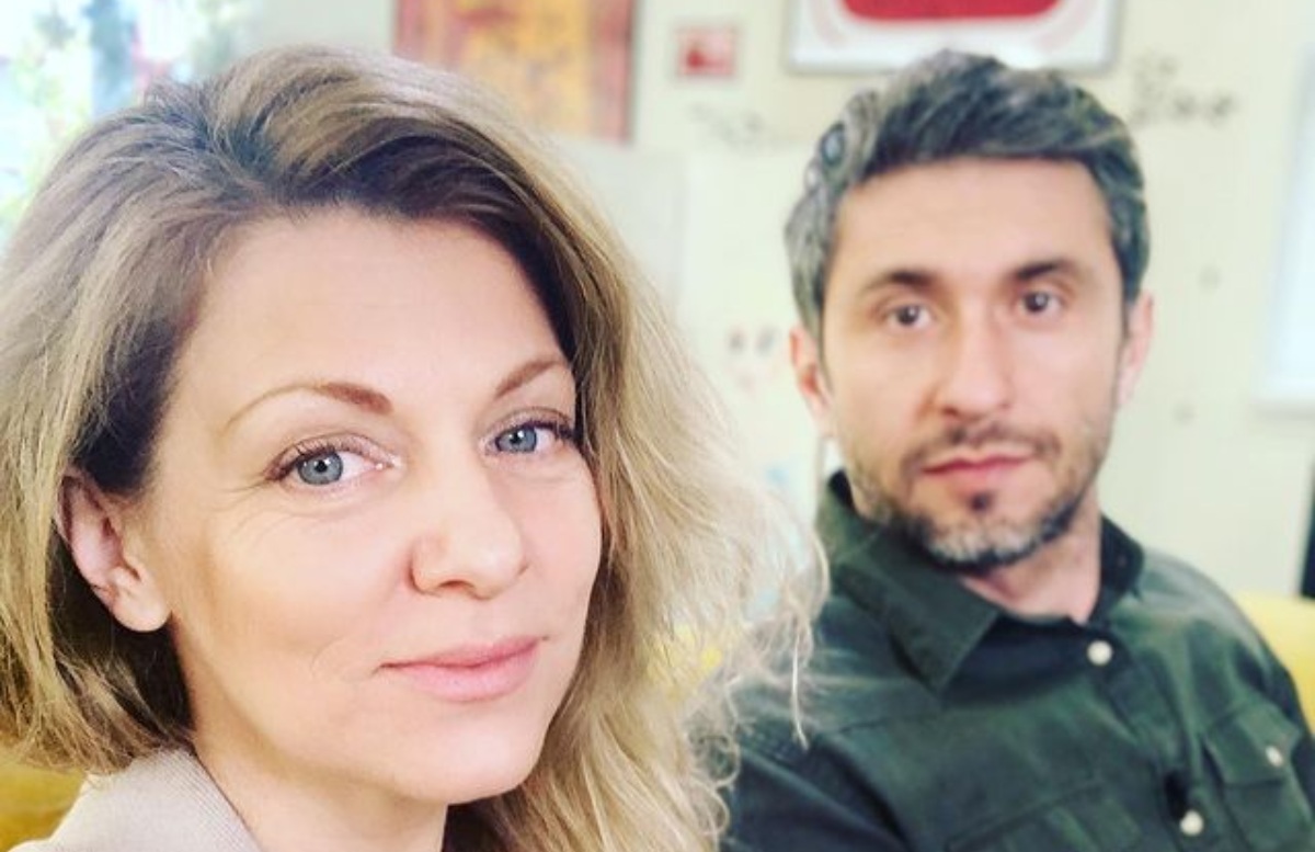 Imagine Stire Dragoș Bucur are probleme în căsnicie? Ce se întâmplă între juratul de la Românii au talent și soția sa | 2review.ro