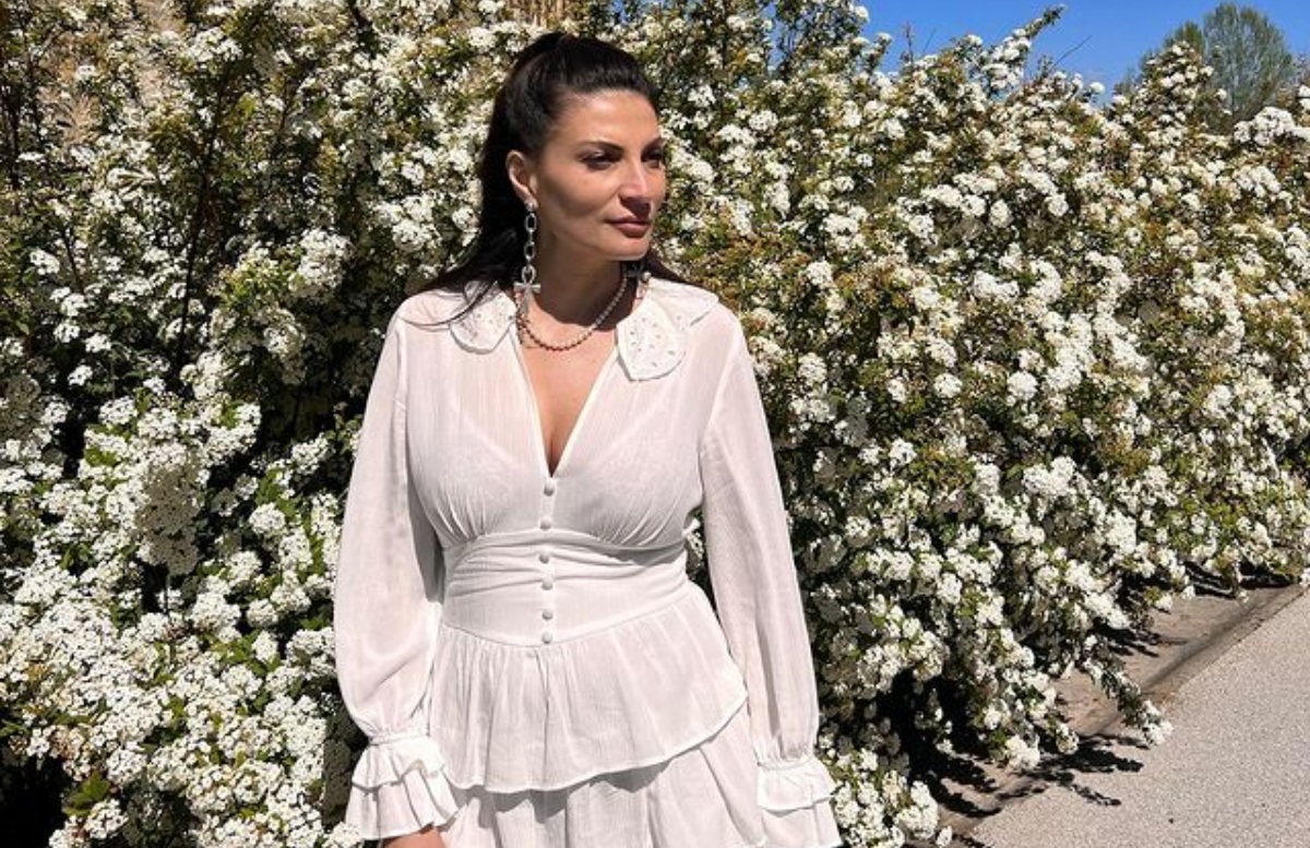 Imagine Stire Ioana Ginghină, pregătiri de nuntă! Vedeta a probat rochia de mireasă. Când va avea loc marele eveniment | 2review.ro